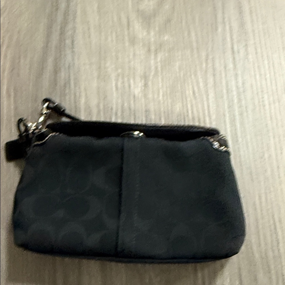 Like new Black Coach Wristlet Clutch - Picture 3 of 4